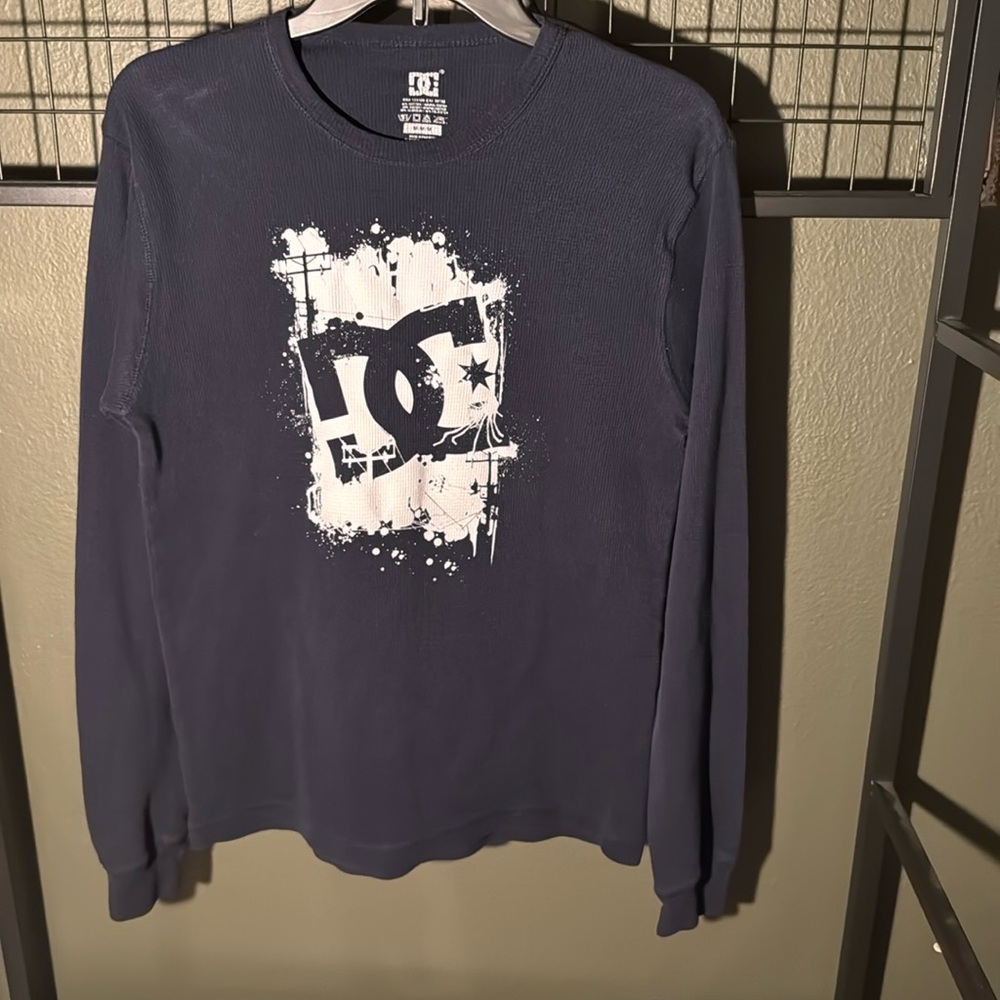 DC Skate Navy Long Sleeve Graphic Thermal Shirt- men’s size medium